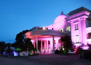 Imagen general del Hotel Tuan Chau Resort Ha Long. Foto 4