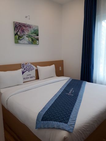 Imagen de la habitación del Hotel Tuan Thuy. Foto 10
