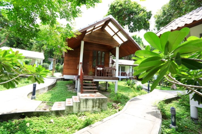 Imagen de la habitación del Hotel Tubtim Resort. Foto 20