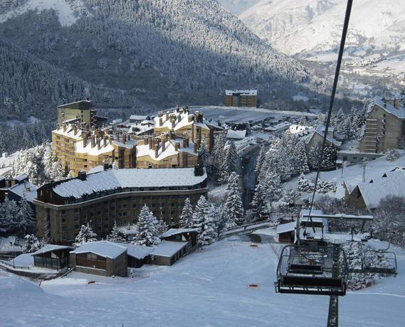 Imagen general del Hotel Tuc Blanc. Foto 15