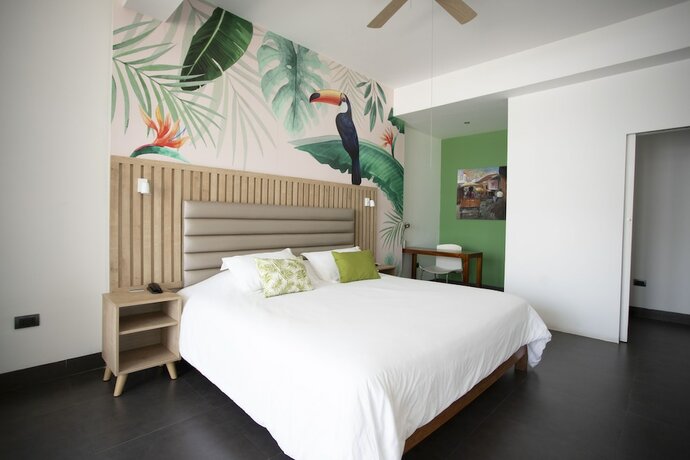 Imagen de la habitación del Hotel Tucan Suites Aparthotel. Foto 4