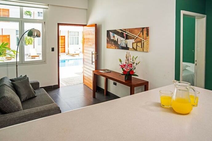 Imagen de la habitación del Hotel Tucan Suites Aparthotel. Foto 17