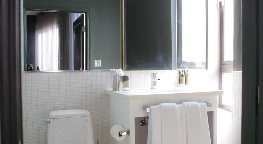 Imagen de la habitación del Hotel Tuck. Foto 12