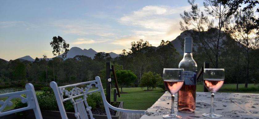 Imagen de los interiores del Hotel Tuckeroo Cottages and Gardens. Foto 7