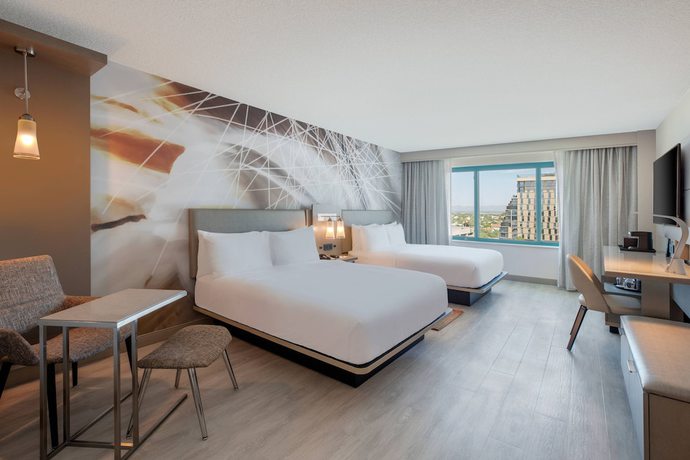 Imagen de la habitación del Hotel Tucson Marriott University Park. Foto 4
