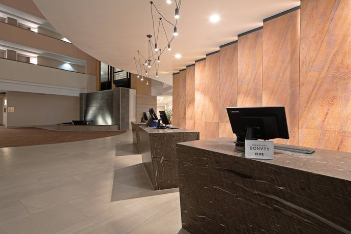 Imagen de los interiores del Hotel Tucson Marriott University Park. Foto 20