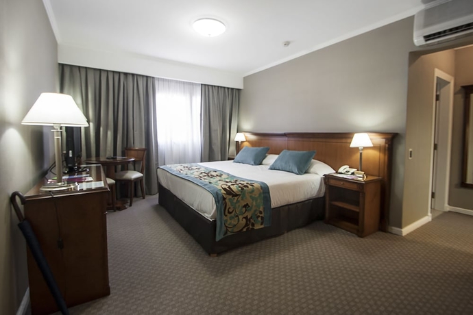 Imagen de la habitación del Hotel Tucum&aacute;n Center. Foto 9