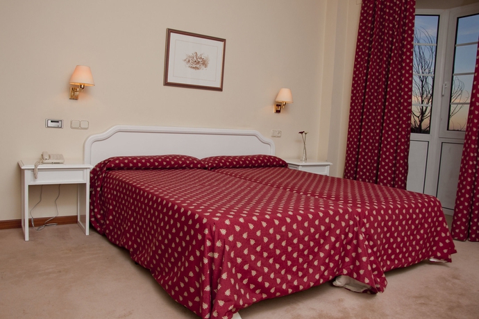 Imagen de la habitación del Hotel Tudanca Benavente. Foto 7