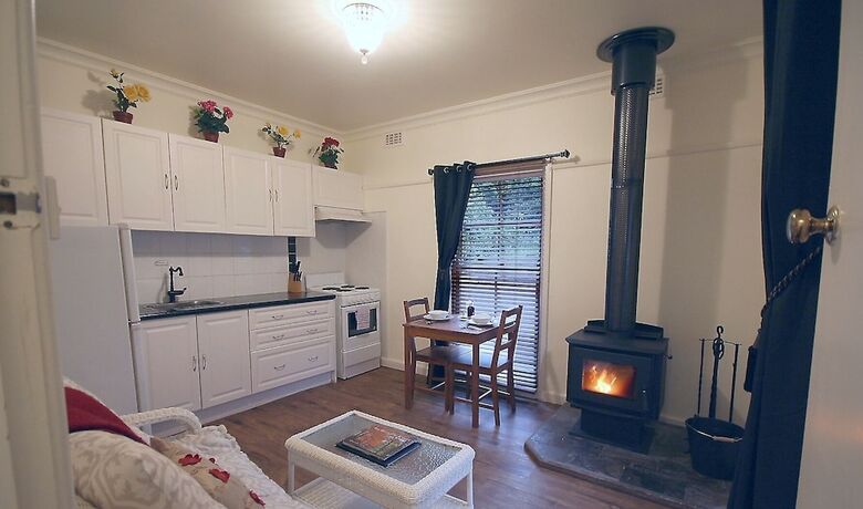 Imagen de la habitación del Hotel Tudor Cottages Mt Dandenong. Foto 19