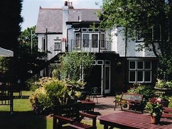 Imagen general del Hotel Tudor Court, Solihull. Foto 6