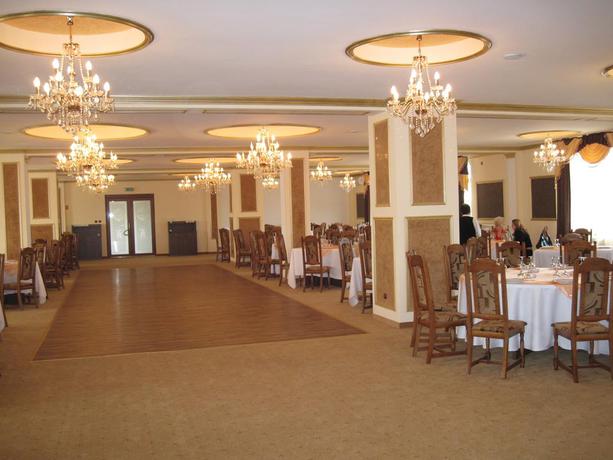Imagen del bar/restaurante del Hotel Tudor. Foto 2
