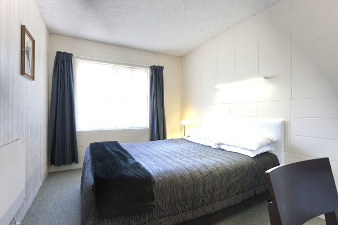 Imagen de la habitación del Hotel Tudor Motor Lodge. Foto 17