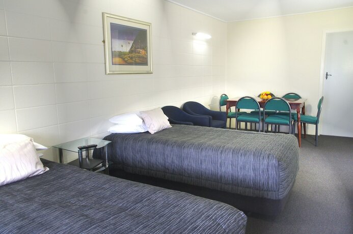Imagen de la habitación del Hotel Tudor Motor Lodge. Foto 39