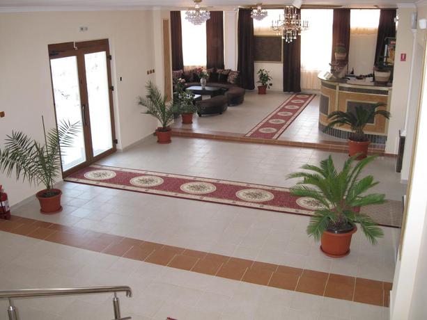 Imagen de los interiores del Hotel Tudor, Schela Cladovei. Foto 9