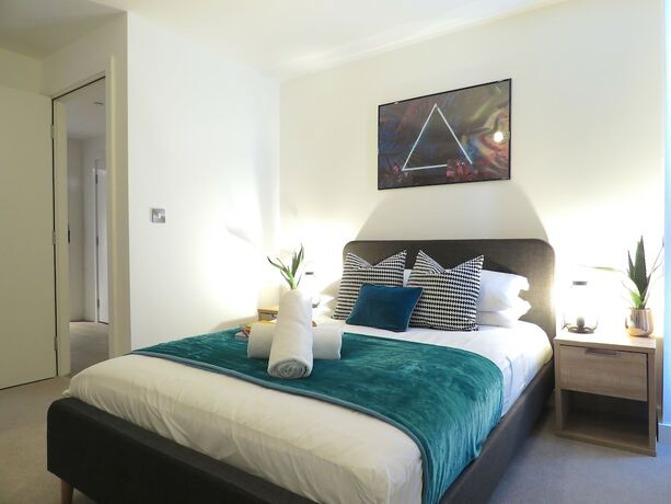 Imagen general del Hotel Tudors eSuite Grand Central Aparthotel. Foto 4