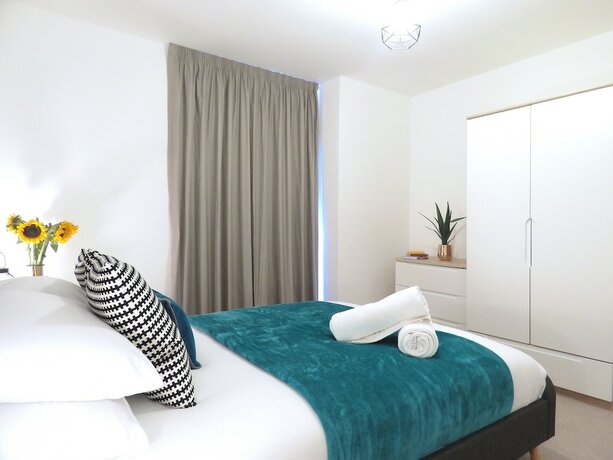 Imagen de la habitación del Hotel Tudors eSuite Grand Central Aparthotel. Foto 13