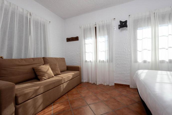 Imagen de la habitación del Hotel Tugasa La Posada. Foto 5