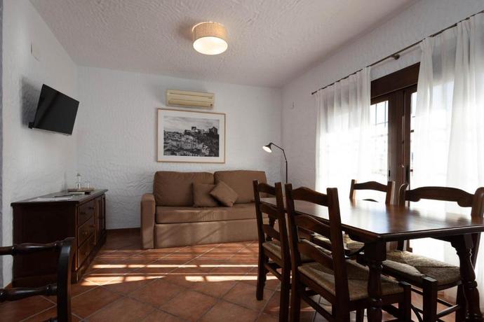 Imagen de la habitación del Hotel Tugasa La Posada. Foto 12