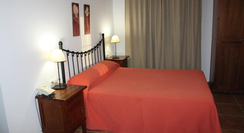 Imagen general del Hotel Tugasa Sierra Y Cal. Foto 4