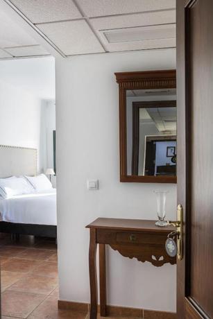 Imagen de la habitación del Hotel Tugasa Sierra Y Cal. Foto 7