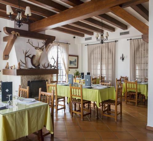 Imagen del bar/restaurante del Hotel Tugasa Villa Algar. Foto 5