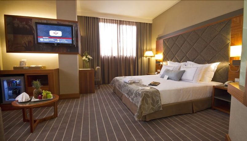 Imagen de la habitación del Hotel Tugcan. Foto 12