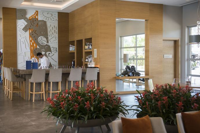 Imagen del bar/restaurante del Hotel Tui Blue Barut Andız - All Inclusive - Adults Only. Foto 2