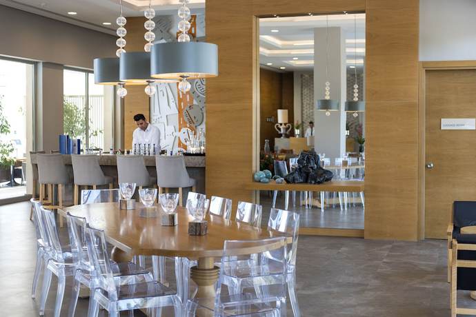 Imagen del bar/restaurante del Hotel Tui Blue Barut Andız - All Inclusive - Adults Only. Foto 8
