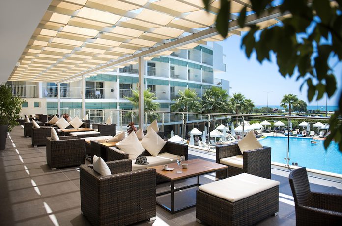 Imagen del bar/restaurante del Hotel Tui Blue Barut Andız - All Inclusive - Adults Only. Foto 10