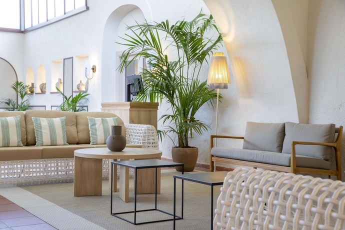 Imagen de los interiores del Hotel Tui Blue Budoni. Foto 13