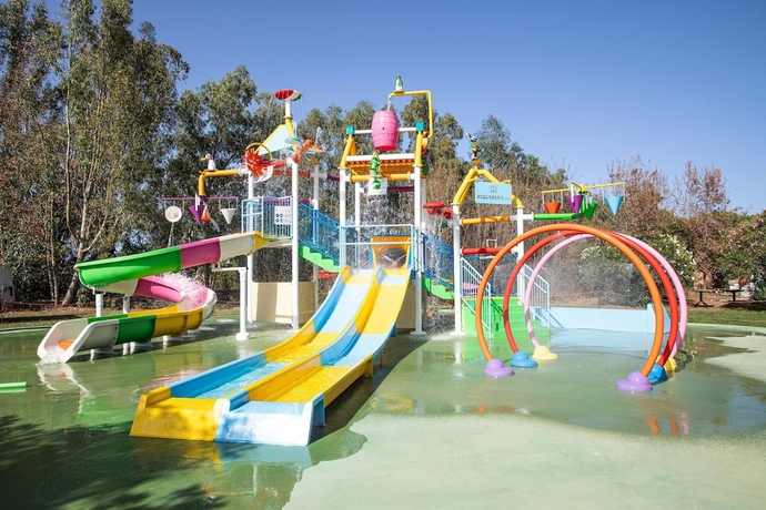 Imagen de la piscina del Hotel Tui Blue Budoni. Foto 17