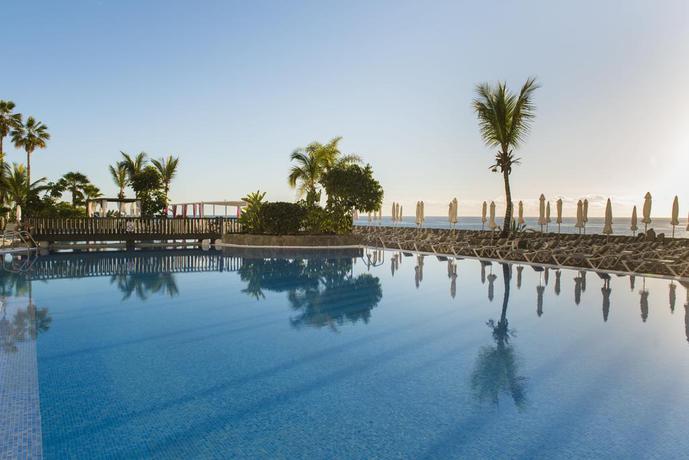 Imagen de la piscina del Hotel Tui Blue Suite Princess - Adults Only. Foto 28