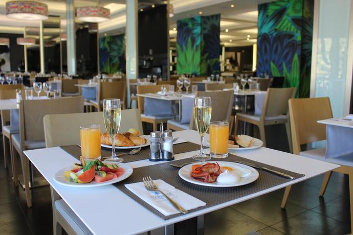 Imagen del bar/restaurante del Hotel Tui Blue Suite Princess - Adults Only. Foto 6