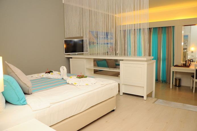 Imagen de la habitación del Hotel Tui Blue Tropical. Foto 7