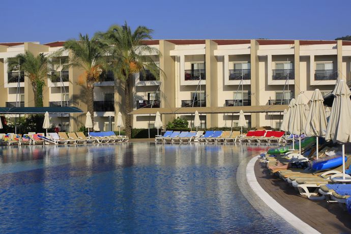 Imagen general del Hotel Tui Blue Tropical. Foto 1