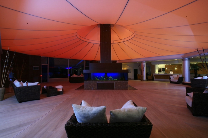 Imagen de los interiores del Hotel Tui Magic Life Bodrum. Foto 3