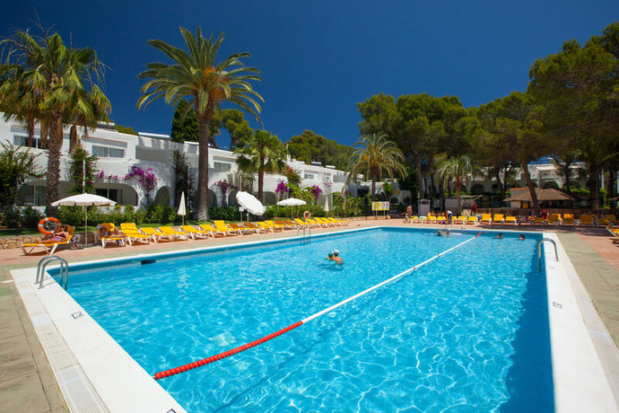 Imagen de la piscina del Hotel Tui Magic Life Cala Pada - All Inclusive. Foto 48