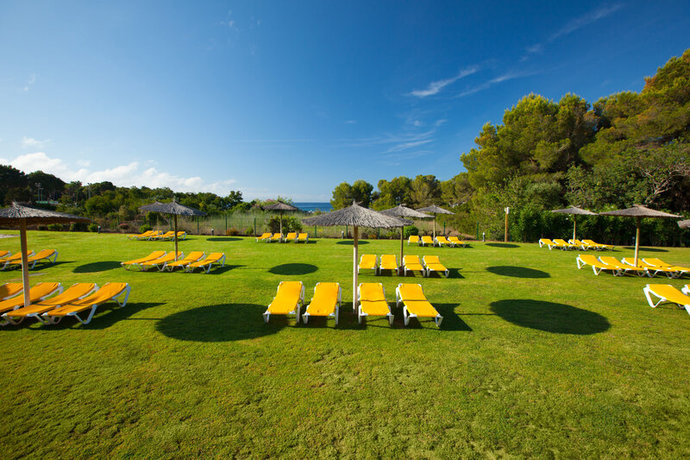 Imagen de los exteriores del Hotel Tui Magic Life Cala Pada - All Inclusive. Foto 39