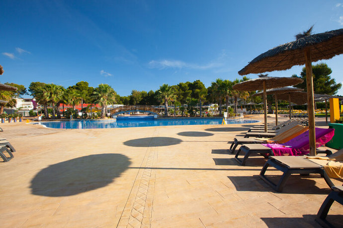 Imagen de la piscina del Hotel Tui Magic Life Cala Pada - All Inclusive. Foto 50