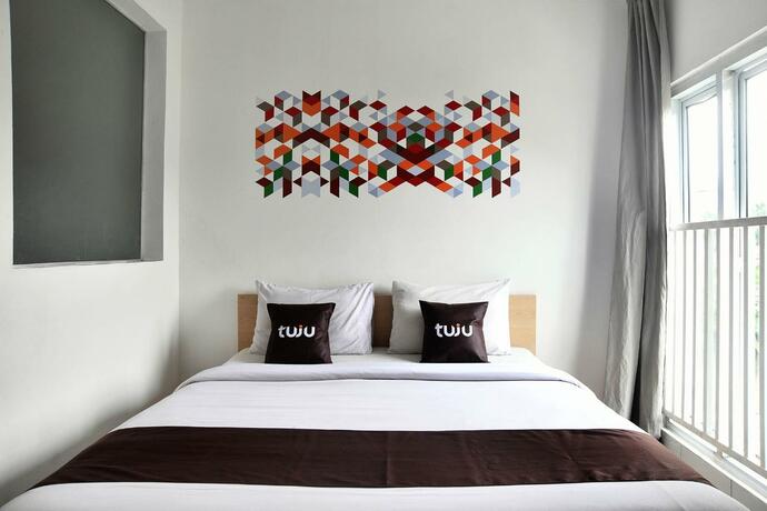 Imagen general del Hotel Tuju Abuserin Syariah. Foto 12