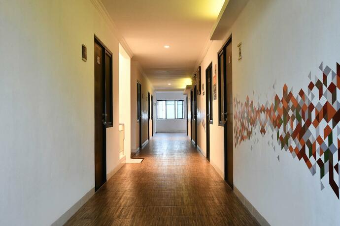Imagen general del Hotel Tuju Abuserin Syariah. Foto 24