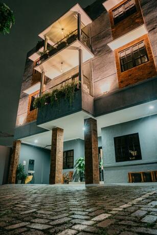 Imagen general del Hotel Tuju Abuserin Syariah. Foto 31
