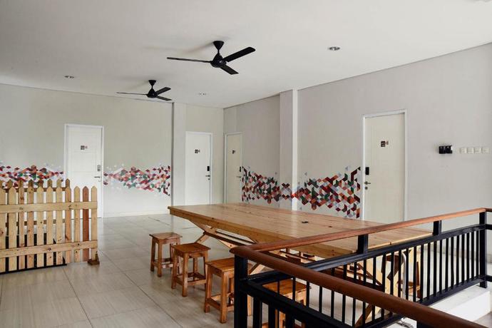 Imagen de los interiores del Hotel Tuju WK Homes Syariah. Foto 6