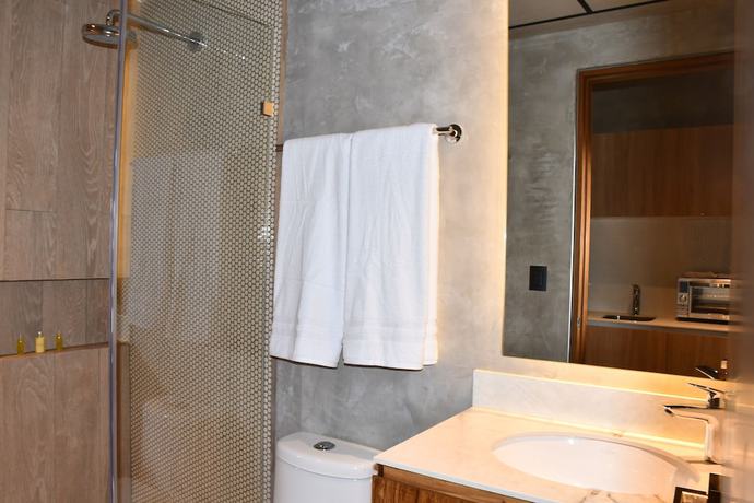 Imagen de la habitación del Hotel Tuk Luxury Apartments By Spot Rentals. Foto 11