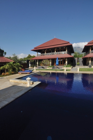 Imagen de la piscina del Hotel Tulamben Wreck Divers Resort. Foto 16