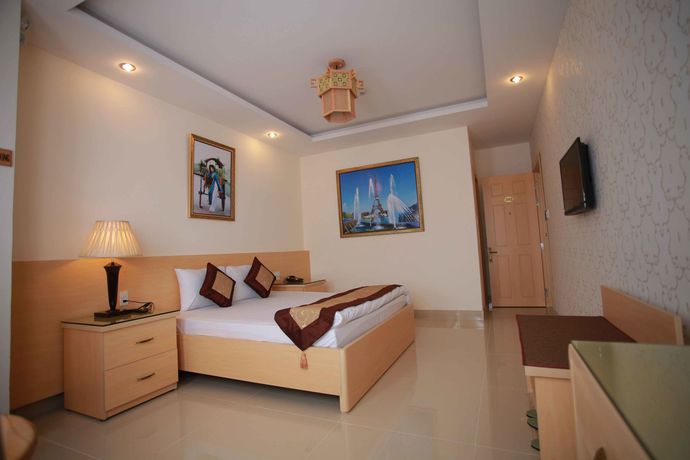 Imagen de la habitación del Hotel Tulip 2. Foto 11