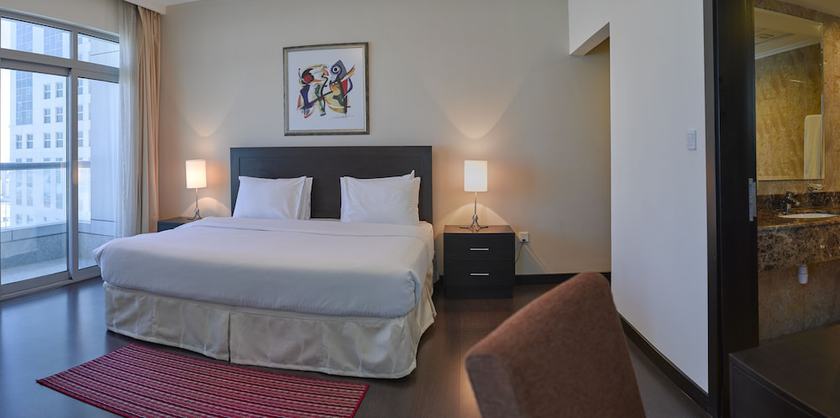 Imagen de la habitación del Hotel Tulip And Suites. Foto 6