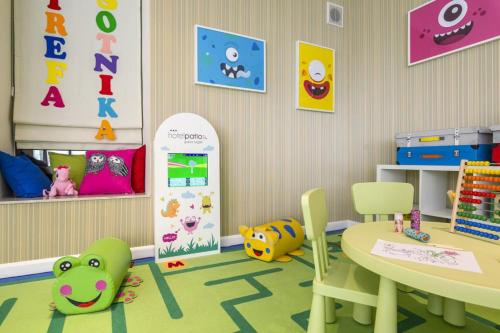 Imagen de los interiores del Hotel Tulip Hotels - Wroclaw Patio. Foto 15