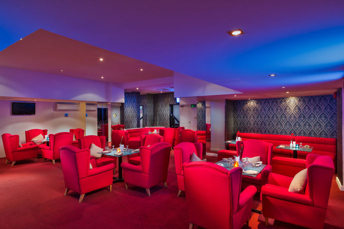 Imagen de los interiores del Hotel Tulip Inn Downtown Muscat. Foto 7