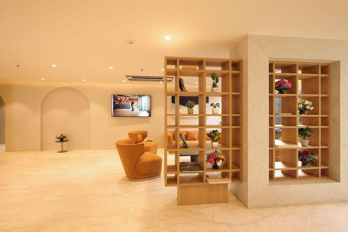 Imagen de los interiores del Hotel Tulip Inn Gurugram Sector 39. Foto 16